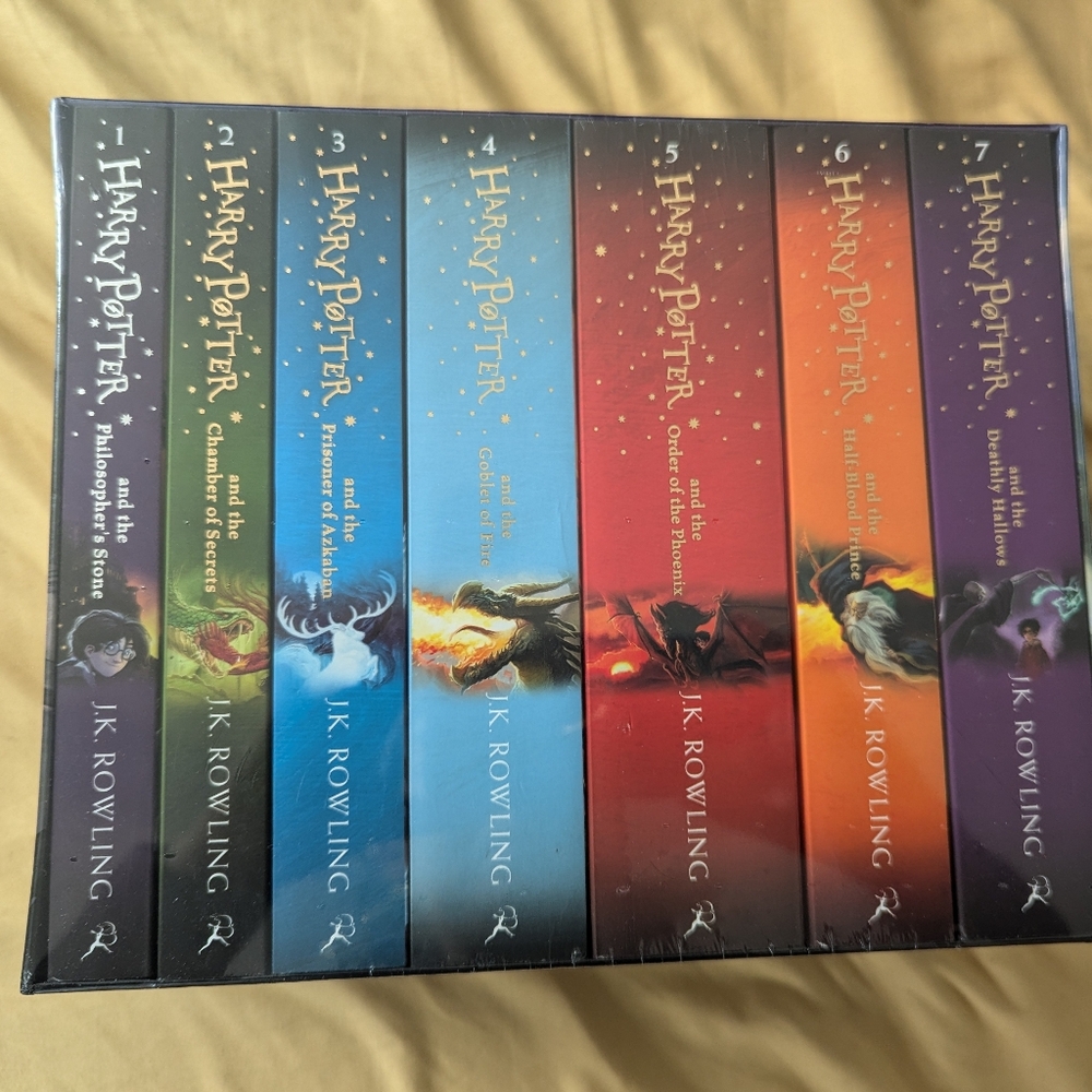 Harry Potter complete series *NEW*